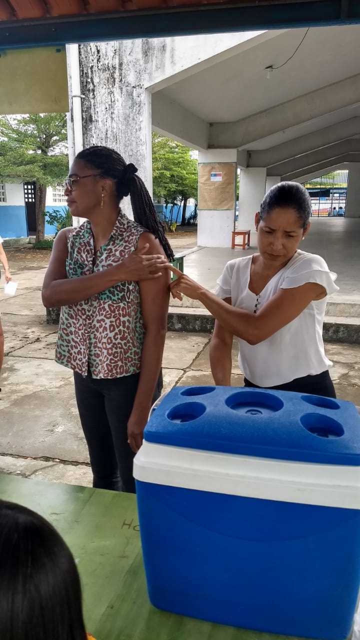 Camacã: Campanha de Vacinação contra Influenza (Gripe) alcança professores da rede pública 
